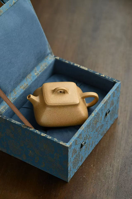SiFang Piao. /Capacity 160cc/Raw Gold Section
