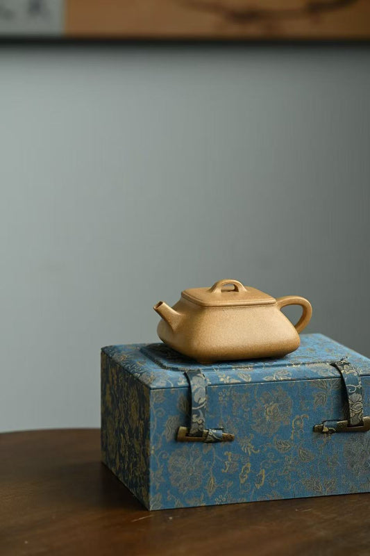 SiFang Piao. /Capacity 160cc/Raw Gold Section